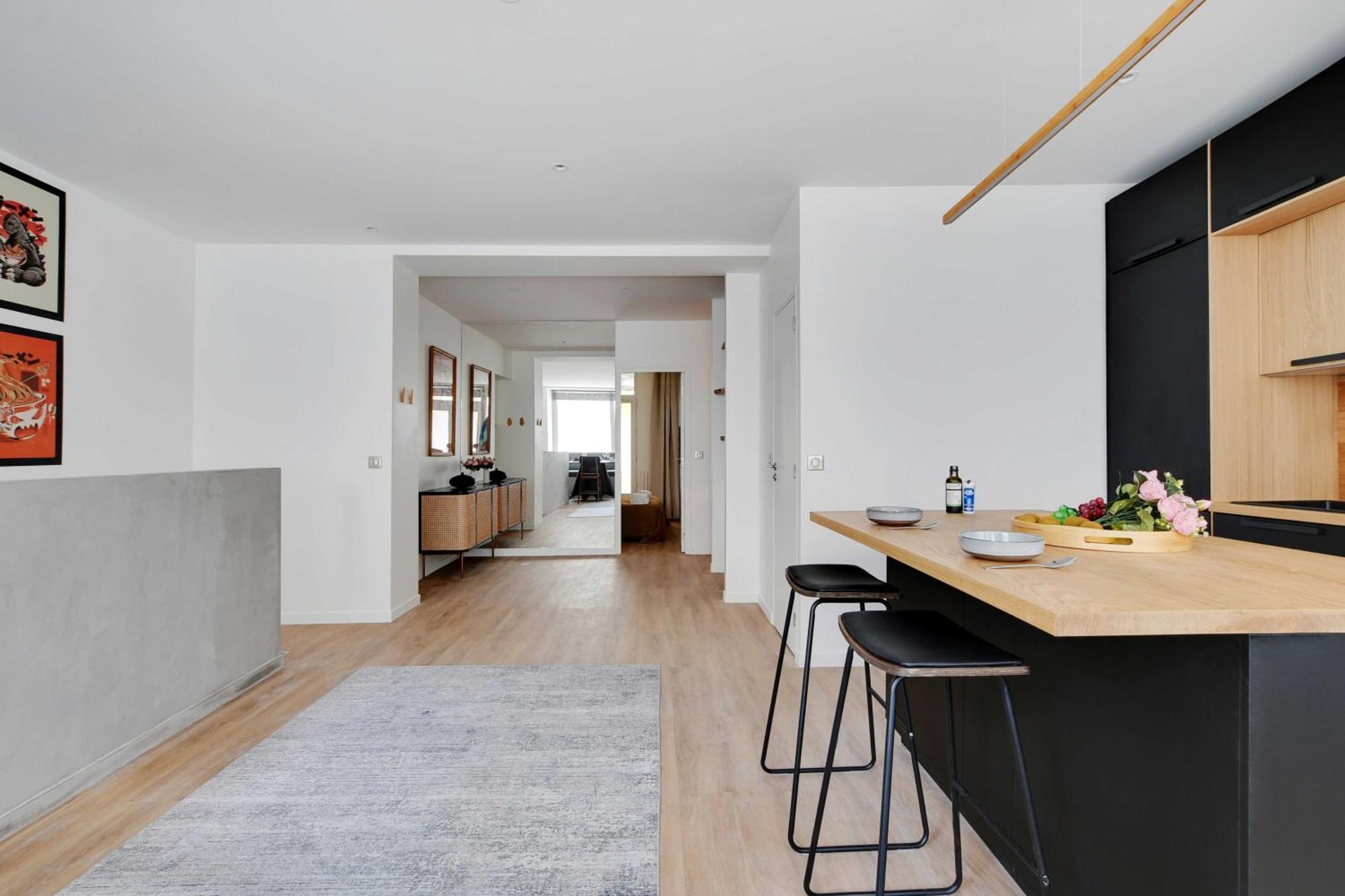 Spacious - 2br-4p - Place De Clichy Appartement *